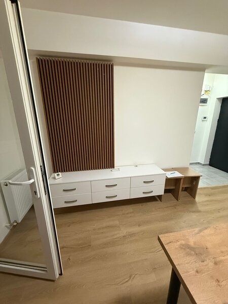 Aparatorii Patriei- Metalurgiei, sector 4